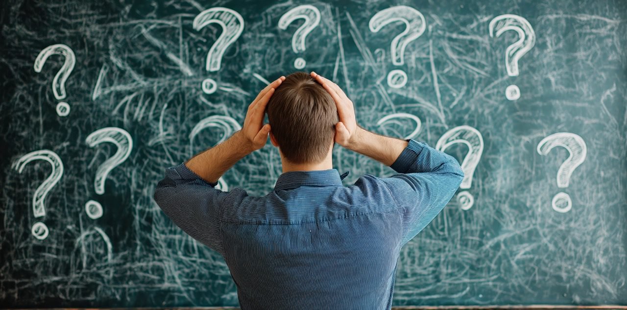 Sessão de terapia focada em relações e conflitos internos